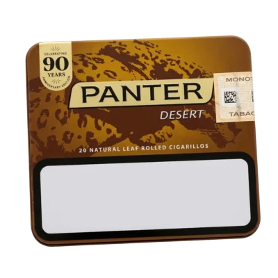 Edizione speciale e limitata rilasciata dal celebre marchio olandese Panter (Agio Cigars) per celebrare il 90° anniversario dalla fondazione del brand (1932). I Panter Desert sono raffinati mini cigarillos realizzati con un'accurata miscela di tabacchi selezionati avvolti da una pregiata foglia di fascia Connecticut shade coltivata in Ecuador. Questa variante si caratterizza per un profilo aromatico morbido e cremoso con distintive ed avvolgenti note di caffè tostato, cacao e leggere sfumature dolci, perfette per una pausa di gusto breve ma gratificante.